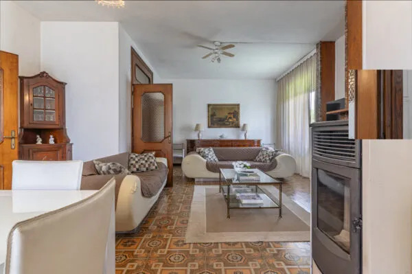 Villa via Antonio Labriola 8, Bagnolo Mella