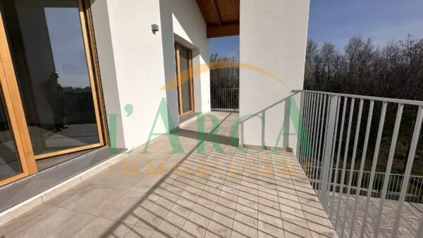 Quadrilocale via Palazzina, Rovato