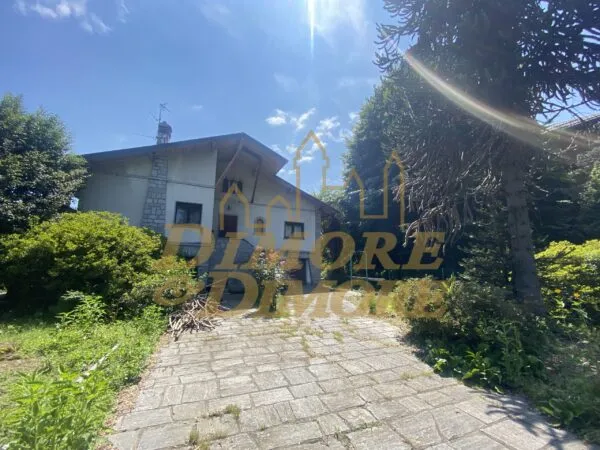 Villa via Crocetta 37, Verbania