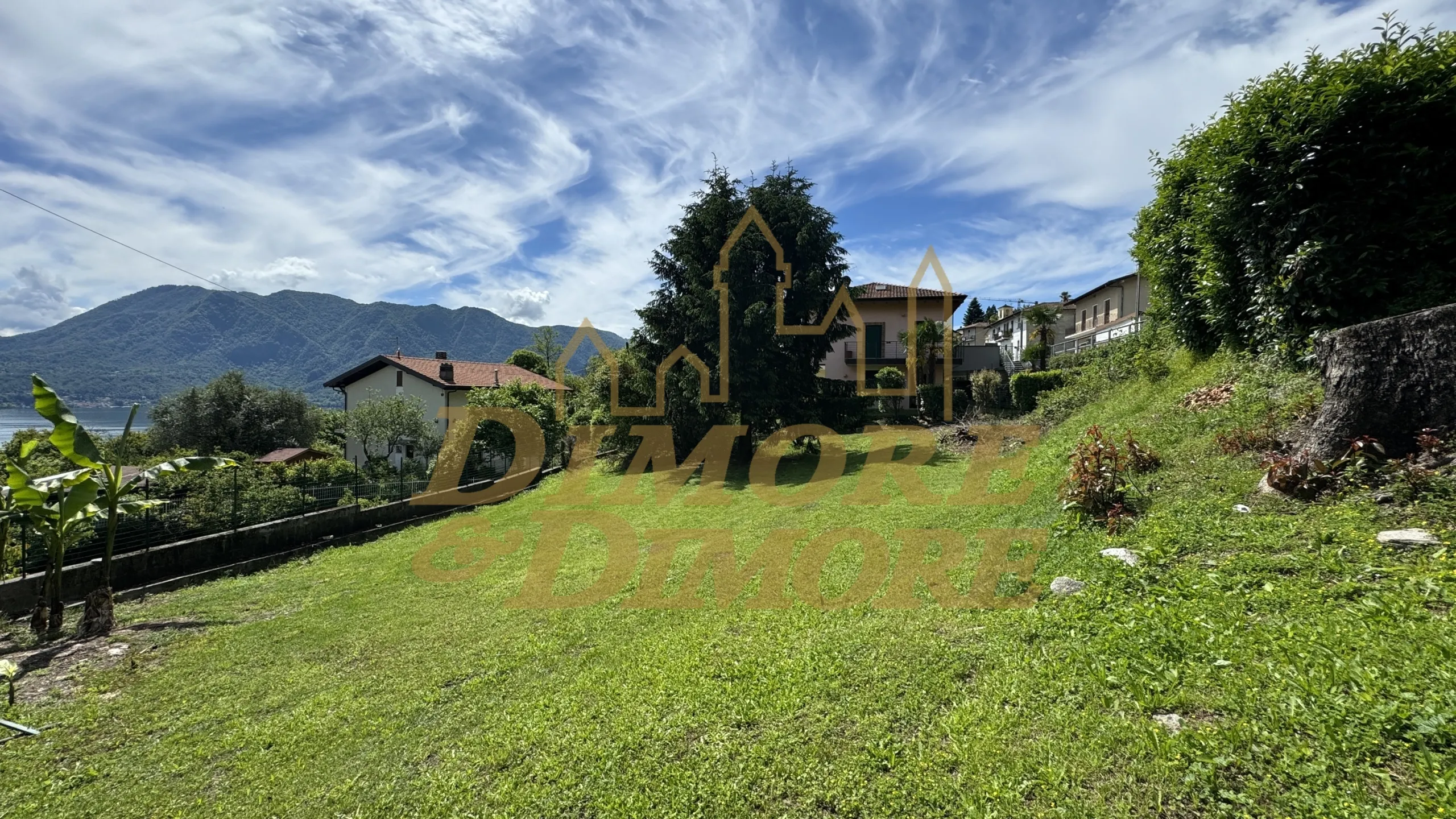 Immagine per Industriale in vendita a Ghiffa corso Risorgimento 423