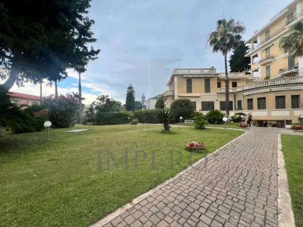 Bilocale corso Italia 100, Bordighera