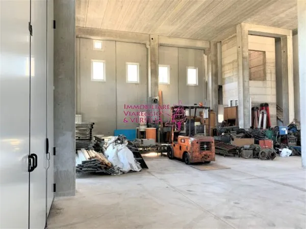 Magazzino via Dei Carpentieri 5, Camaiore