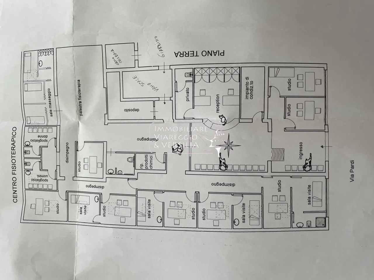 Immagine per Negozio in vendita a Viareggio via Fratelli Cervi 20
