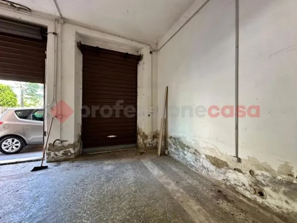 Magazzino via Lazio, Arezzo