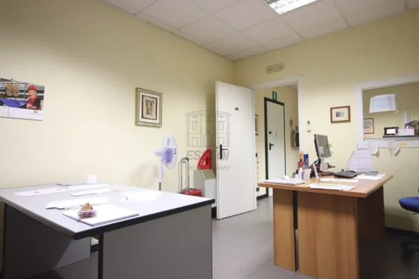 Ufficio via Delle Ville 241, Capannori