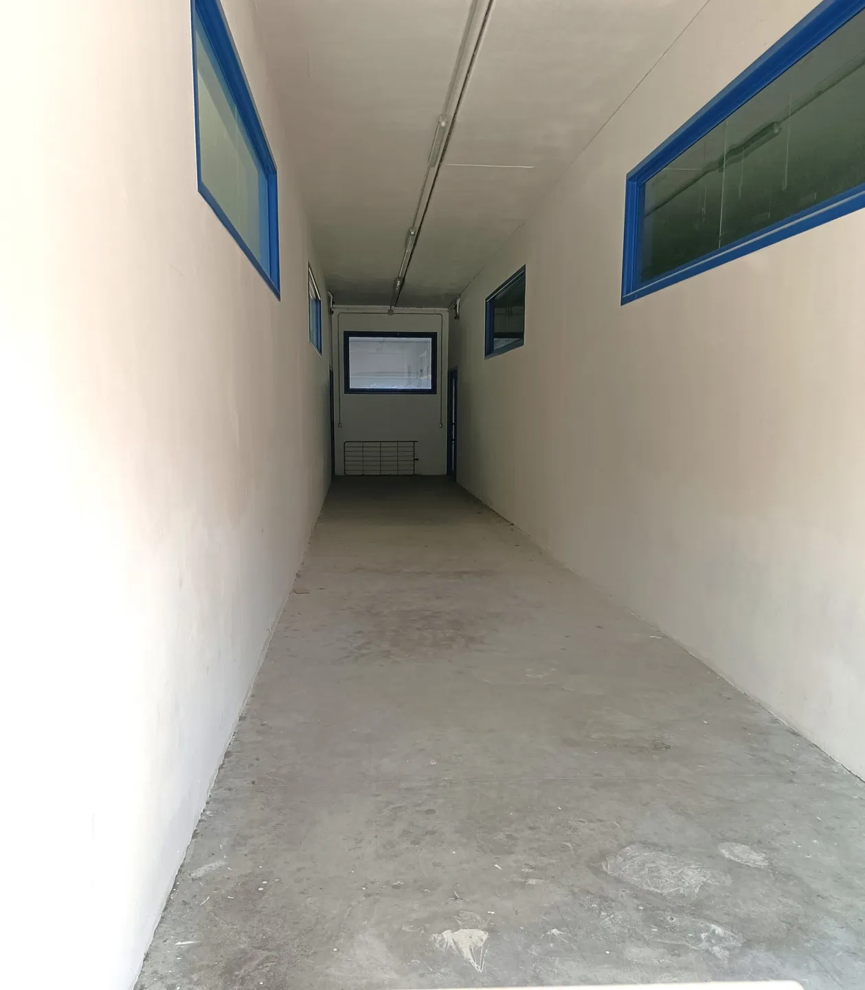 Immagine per Locale commerciale in affitto a Martinsicuro strada Statale 16