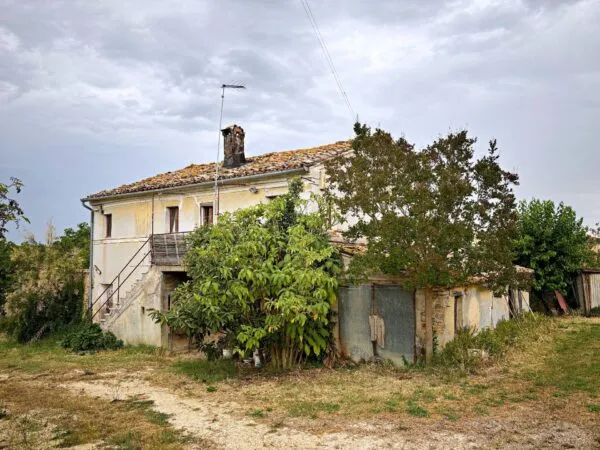 Rustico/Casale via Contrada Montefiore, Recanati