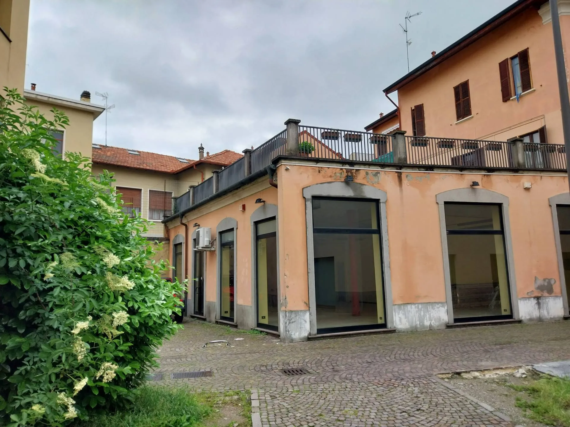 Immagine per Locale Commerciale in affitto a Gallarate