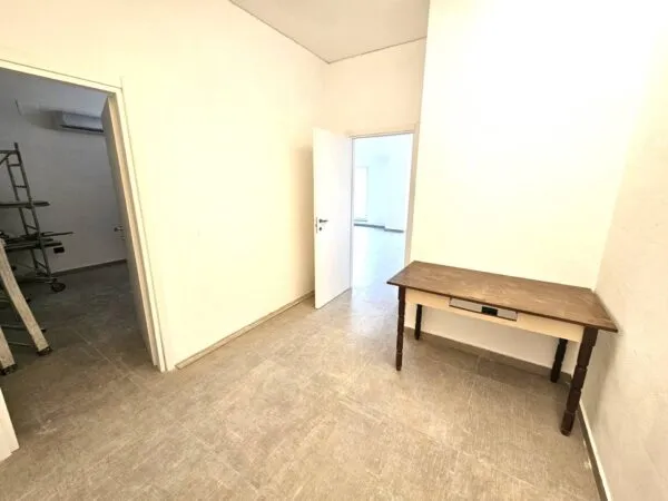 Ufficio via Verbano, Varallo Pombia