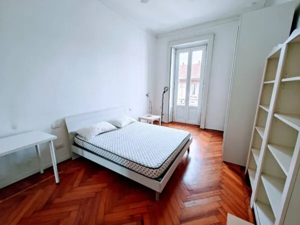 Appartamento via Spartaco, Milano