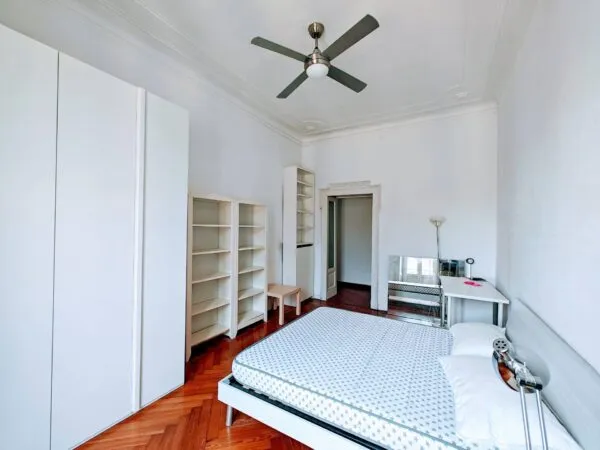 Appartamento via Spartaco, Milano