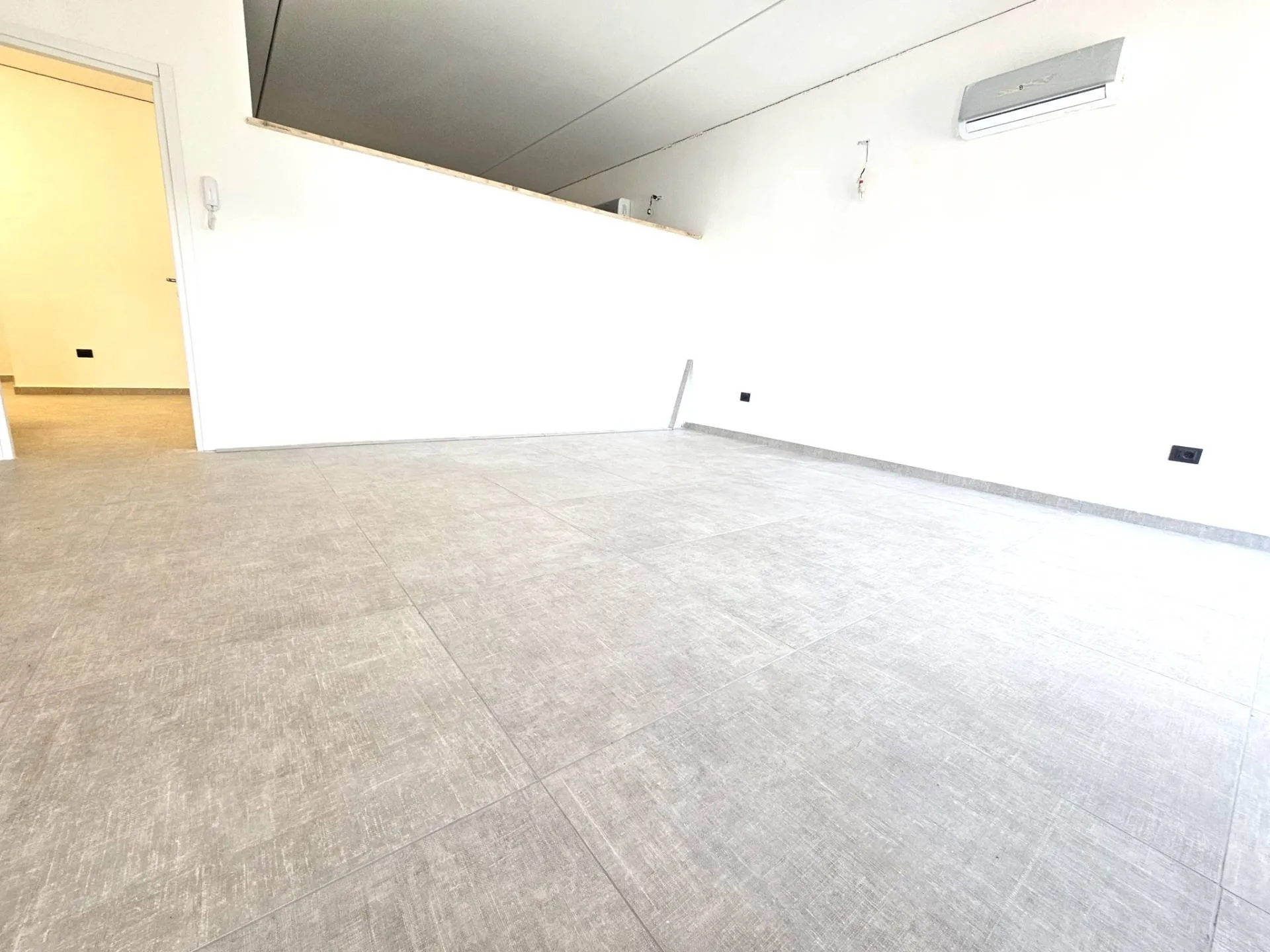 Immagine per Ufficio in vendita a Paruzzaro Via Verbano