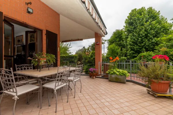 Villa via Dante Alighieri 16, Borgaro Torinese
