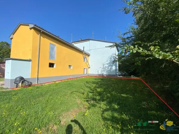 Porzione Di Casa strada Cornaccina 48, Medesano