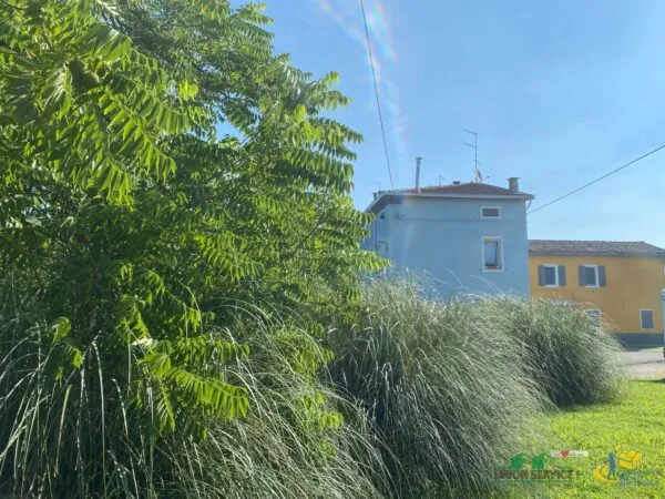 Porzione Di Casa strada Cornaccina 48, Medesano