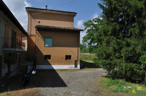 Villa via La Salita, Fornovo Di Taro