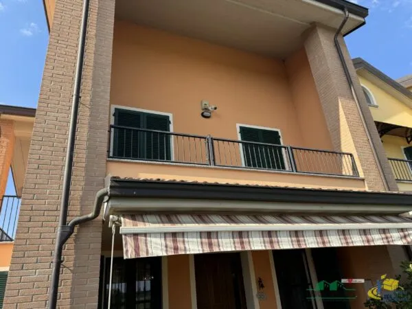 Villa A Schiera via Giovanni Xxiii, Torrile