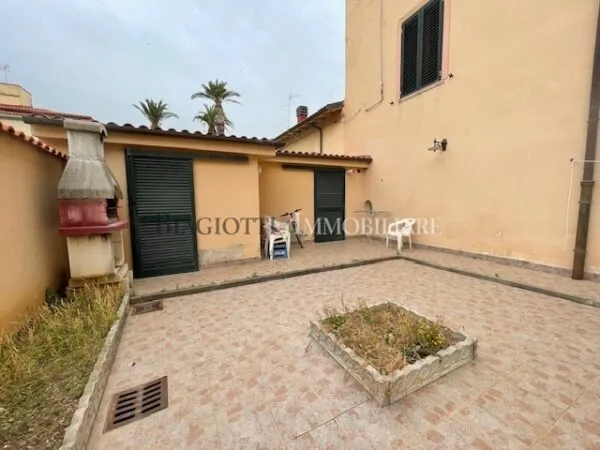 Terratetto corso Giuseppe Mazzini 258, Porta A Mare, Livorno