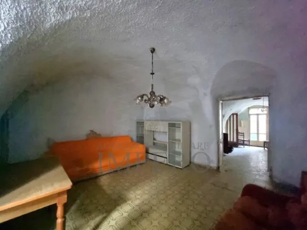 Quadrilocale piazza Umberto I 5, Rocchetta Nervina