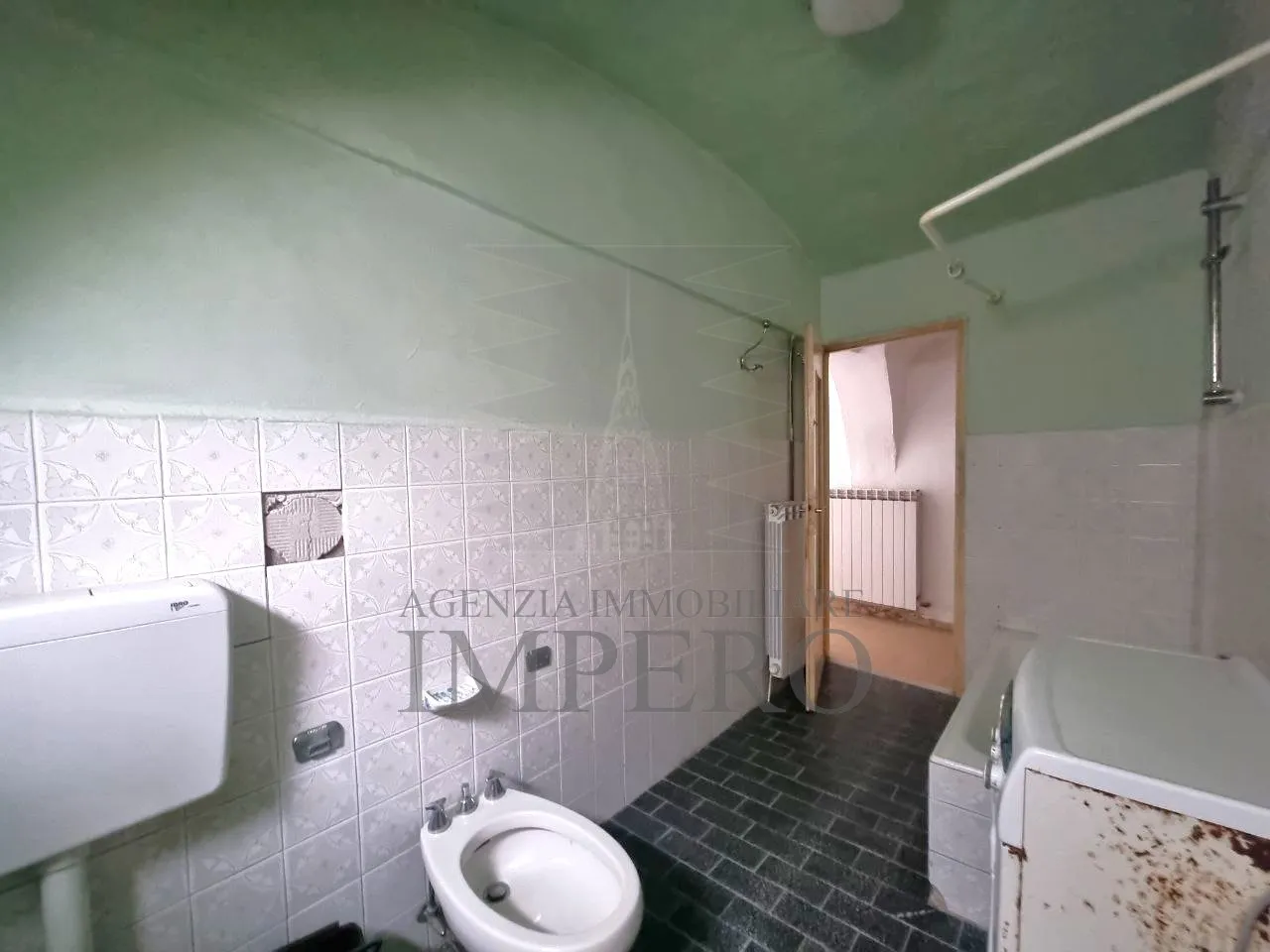 Immagine per Quadrilocale in vendita a Rocchetta Nervina piazza Umberto I 5