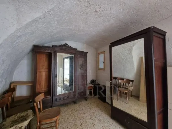 Quadrilocale piazza Umberto I 5, Rocchetta Nervina