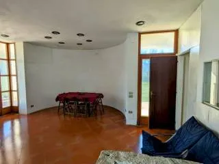 Villa Unifamiliare via Santa Maria 16, Centro, Isernia