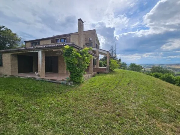 Villa via Castelletta, Fermo