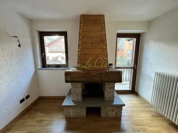 Trilocale strada Larzey - Entrèves 28, Courmayeur