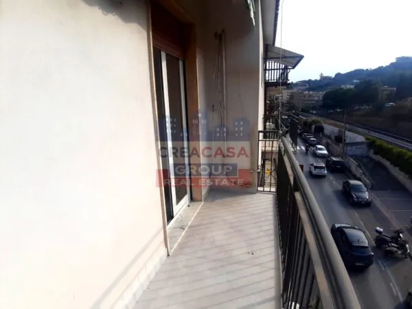Appartamento via Vittorio Emanuele Terzo, Giardini-Naxos