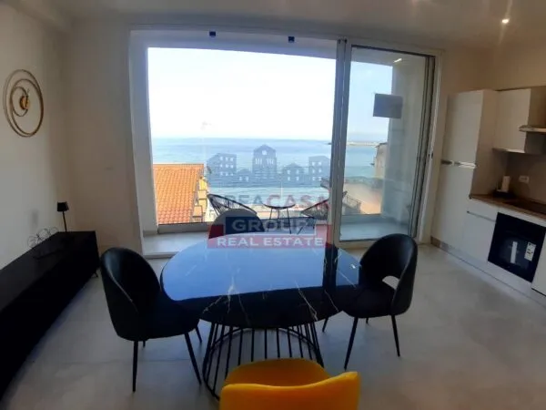 Appartamento via Vittorio Emanuele Terzo, Giardini-Naxos