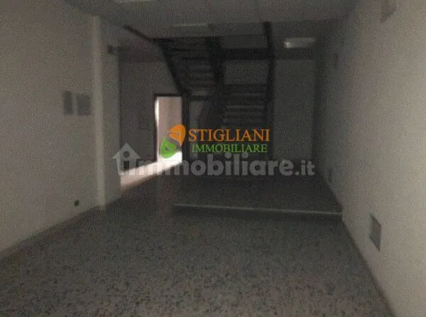 Immagine per Locale Commerciale in vendita a Campobasso Via Garibaldi
