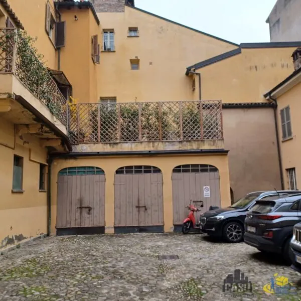 Ufficio strada Cairoli, Parma