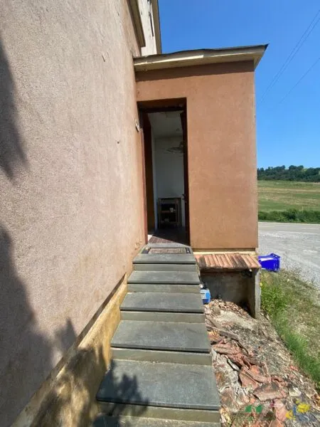 Trilocale via Varano, Medesano