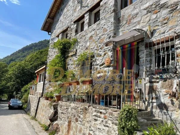 Villa via Guglielmo Marconi 9, Valle Cannobina