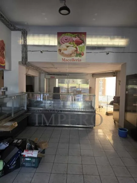 Negozio via Lungo Roya Rossi 9, Ventimiglia