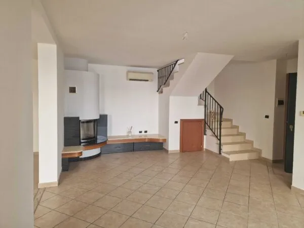 Villa A Schiera via Paolo Mastri, Meldola
