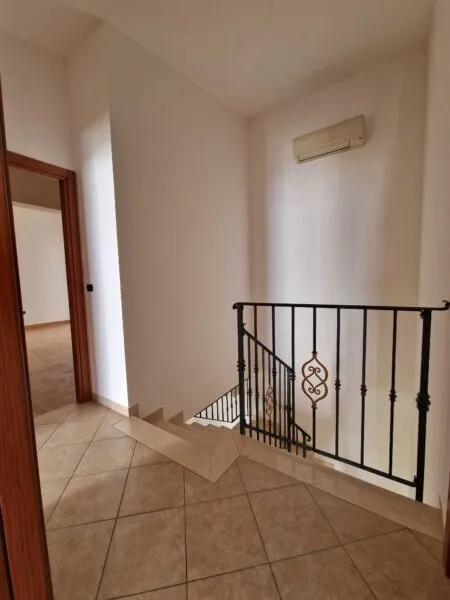 Villa A Schiera via Paolo Mastri, Meldola