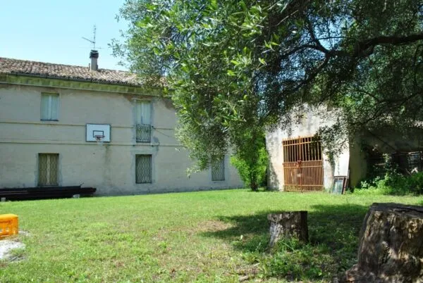 Rustico via Osimo, Osimo