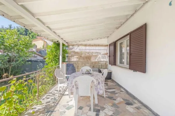 Appartamento via Don Celsi 5, Ameglia