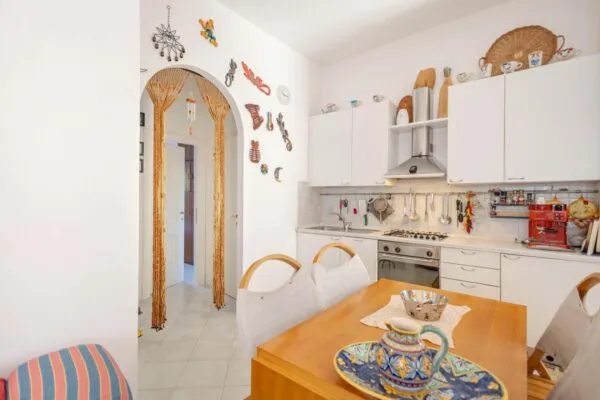Appartamento via Don Celsi 5, Ameglia