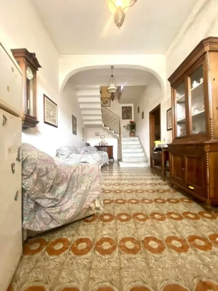 Villa A Schiera via Pometo 10, Carrara