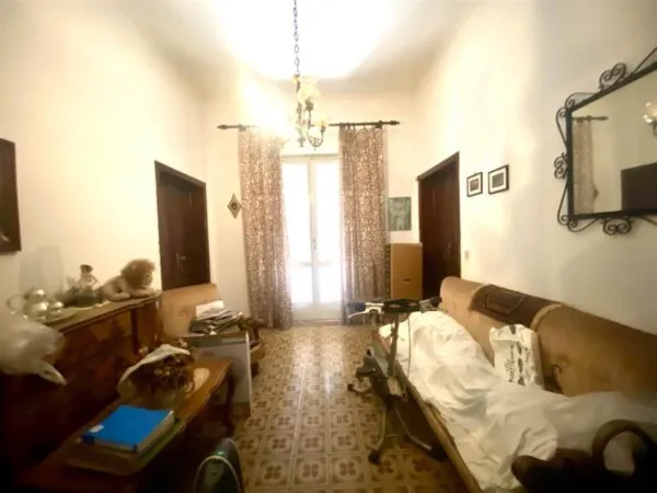 Villa A Schiera via Pometo 10, Carrara