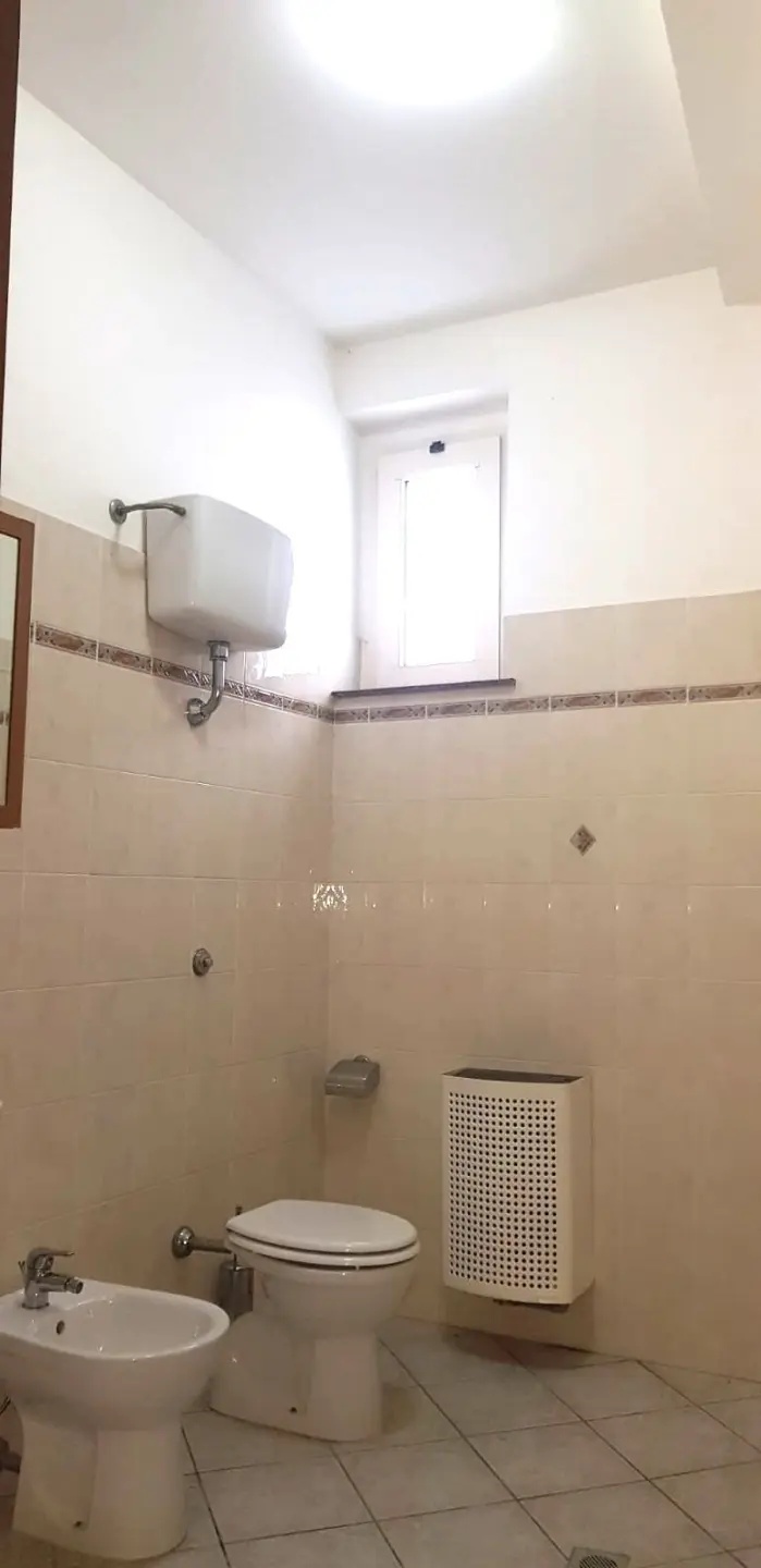Immagine per Laboratorio in vendita a Castorano via Padre Carlo Orazi