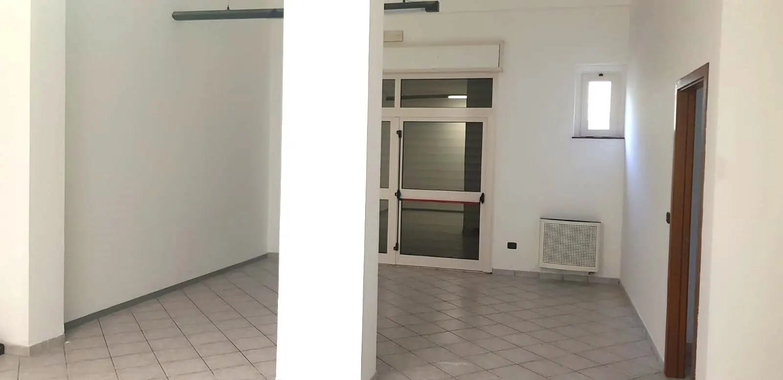Immagine per Laboratorio in vendita a Castorano via Padre Carlo Orazi