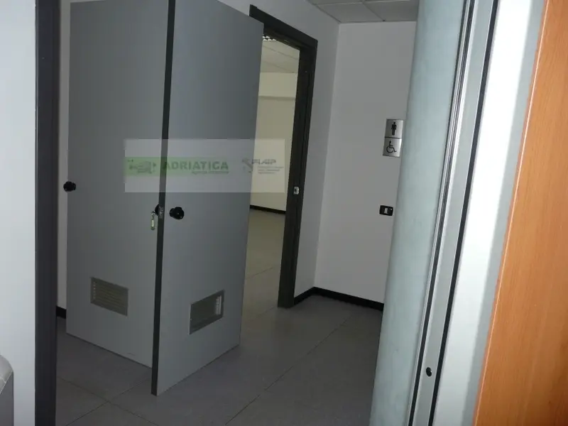 Immagine per Locale Commerciale in vendita a San Benedetto del Tronto marsala