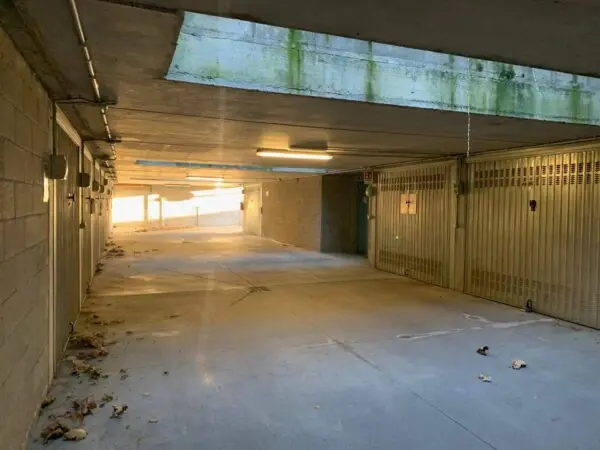 Box / Posto Auto via Alle Fabbriche, Caselle Torinese