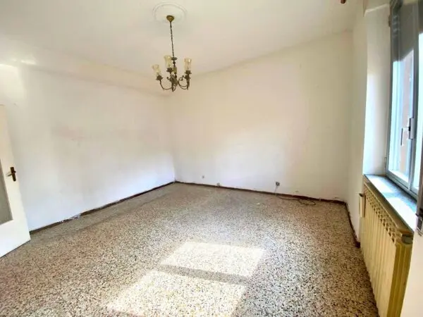 Appartamento via Verbano, Arona