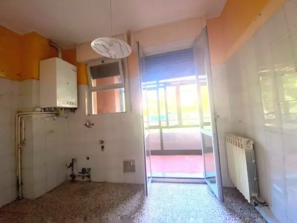 Appartamento via Verbano, Arona