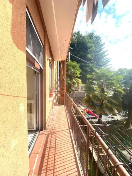 Appartamento via Verbano, Arona