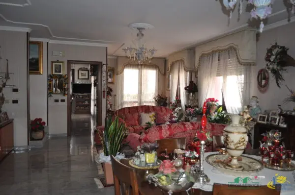 Porzione Di Casa via Parigi, Collecchio